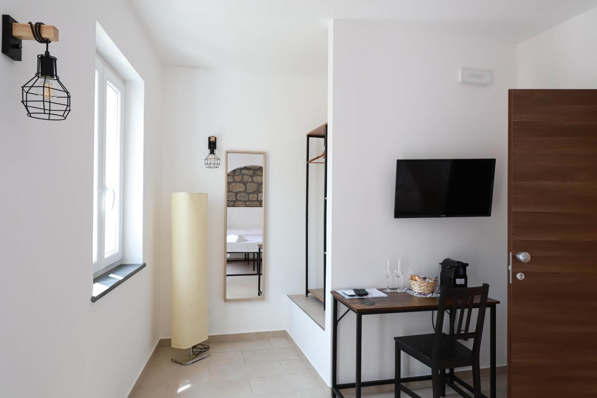 Eg Apartments - Forio D'Ischia エクステリア 写真