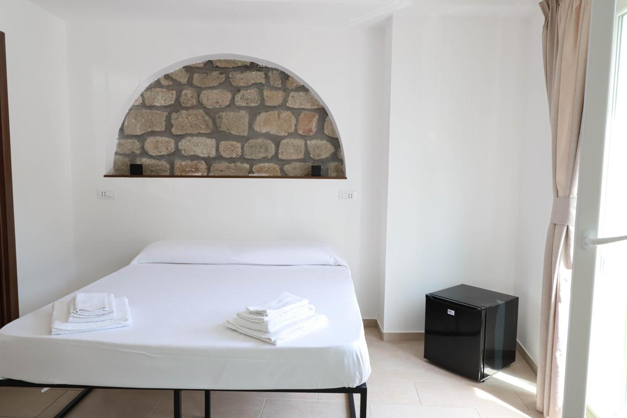 Eg Apartments - Forio D'Ischia エクステリア 写真