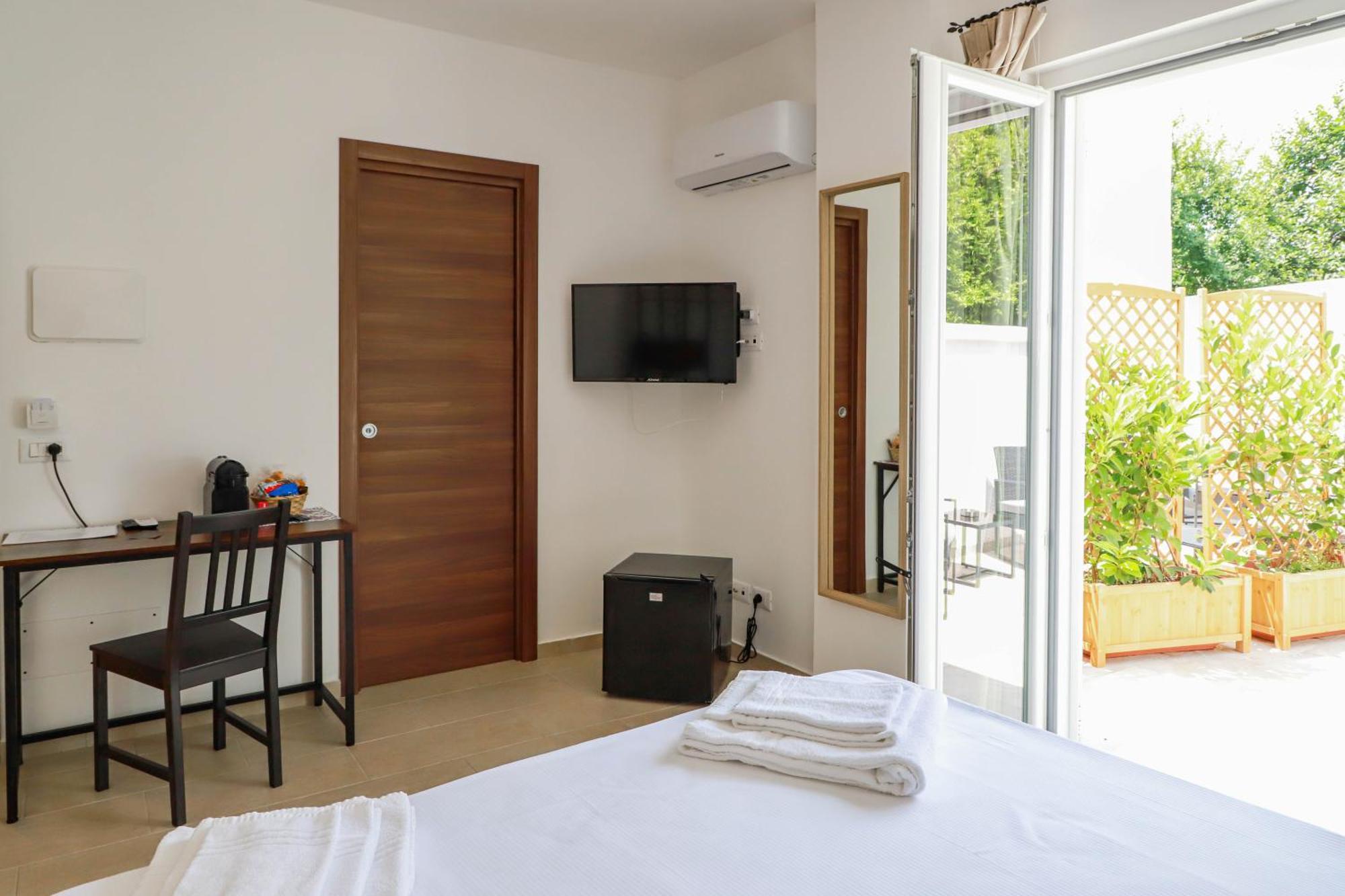 Eg Apartments - Forio D'Ischia エクステリア 写真